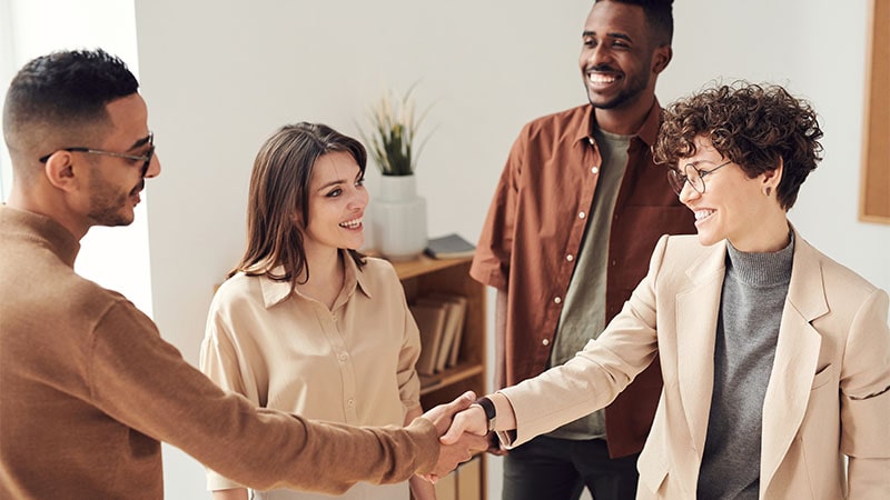 Unterricht in kleiner Gruppe für Programmierung und UX/UI-Design